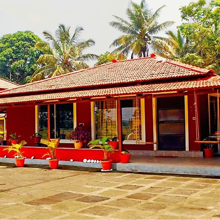 Cs County Resort Sakleshpur Luaran gambar