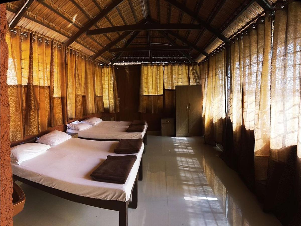 Cs County Resort Sakleshpur Luaran gambar