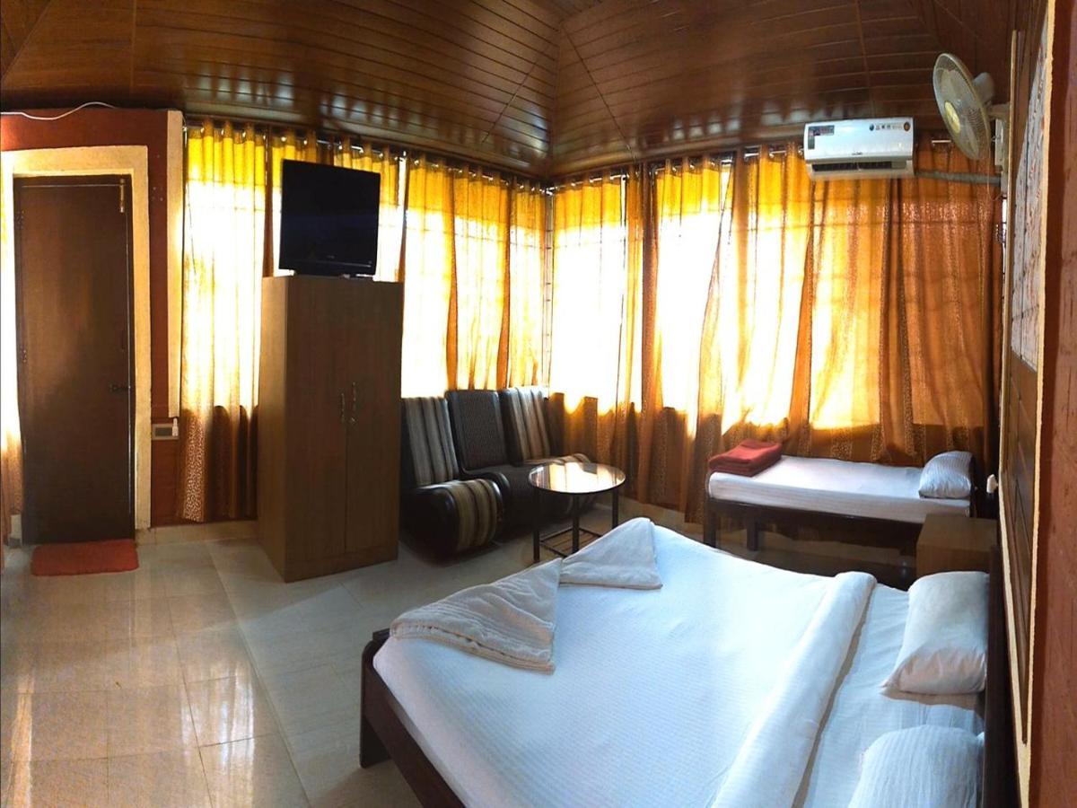 Cs County Resort Sakleshpur Luaran gambar