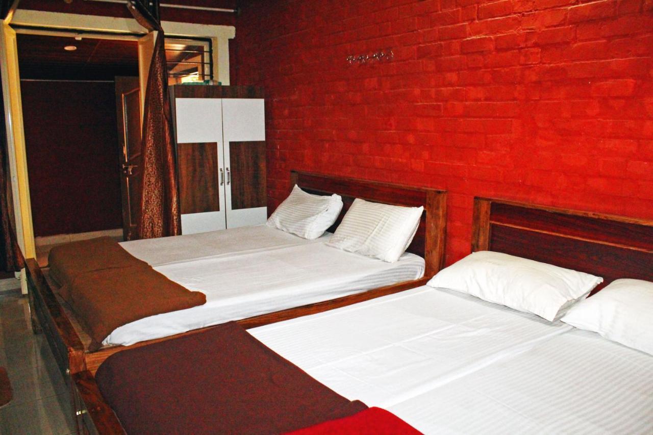 Cs County Resort Sakleshpur Luaran gambar