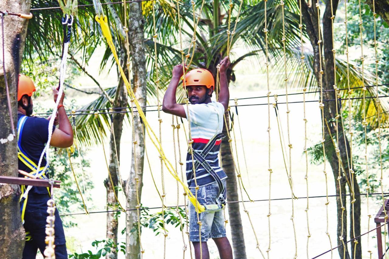 Cs County Resort Sakleshpur Luaran gambar