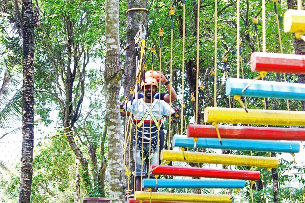 Cs County Resort Sakleshpur Luaran gambar