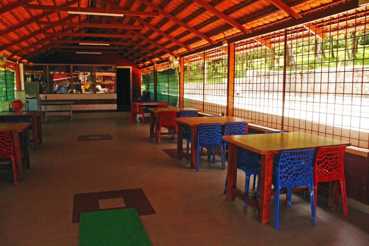 Cs County Resort Sakleshpur Luaran gambar